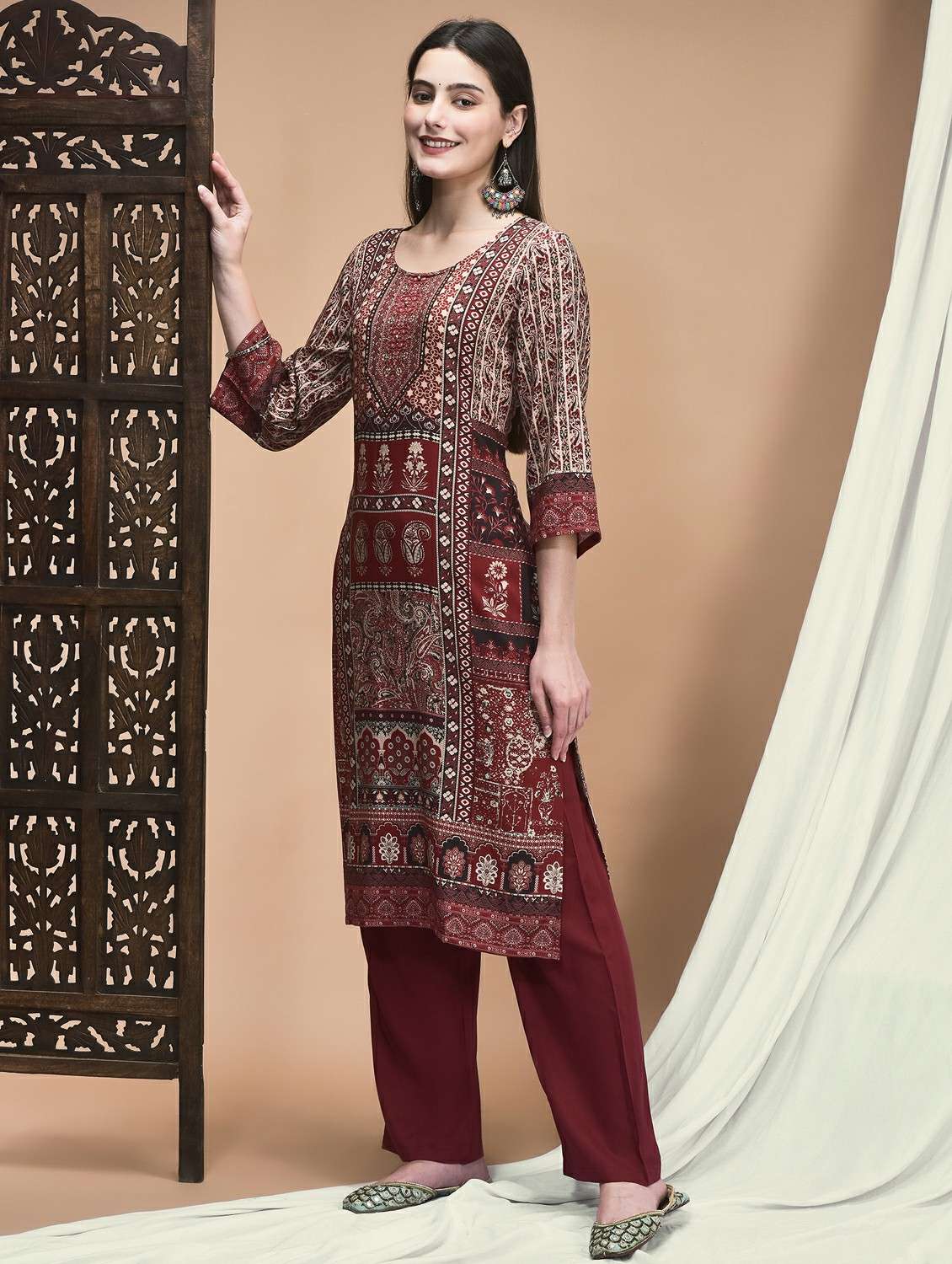 women three quarter sleeve kurta pant set - 21959505 -  Standard Image - 3