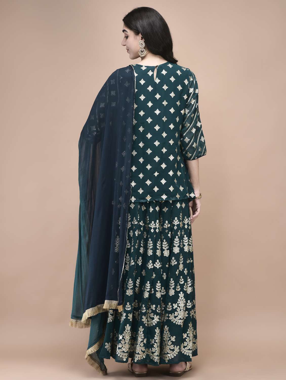 women three quarter sleeve kurta sharara with dupatta set - 21959510 -  Standard Image - 3