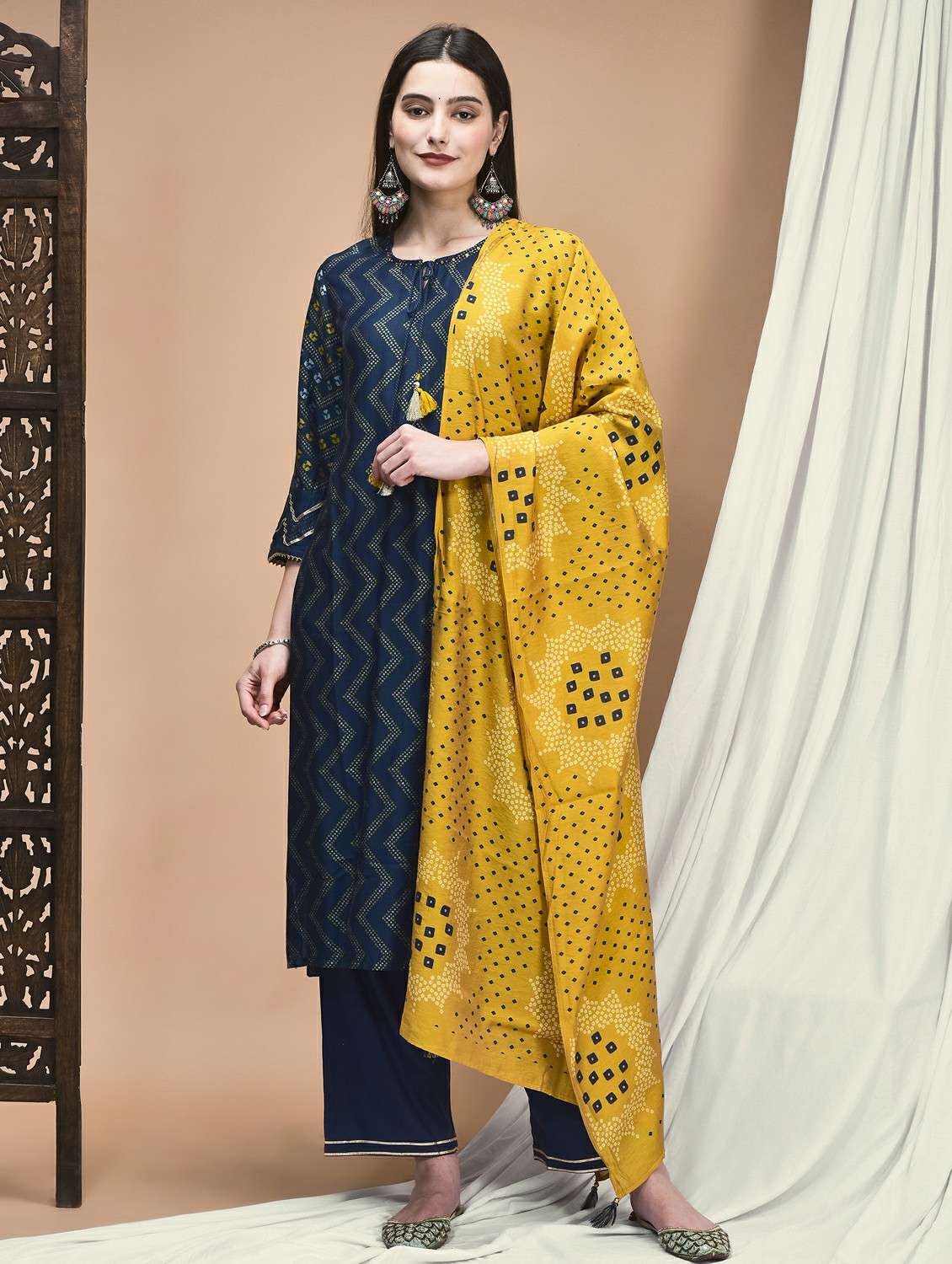 women three quarter sleeve kurta pant with dupatta set