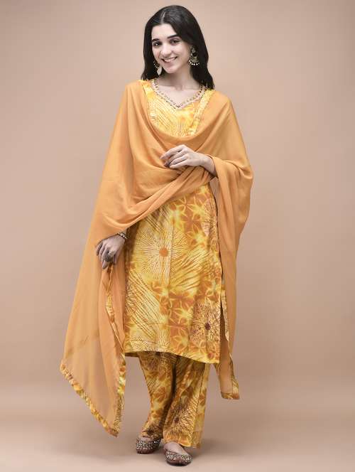 women mustard sleeveless kurta pant with dupatta set - 21959523 - Standard Image - 0