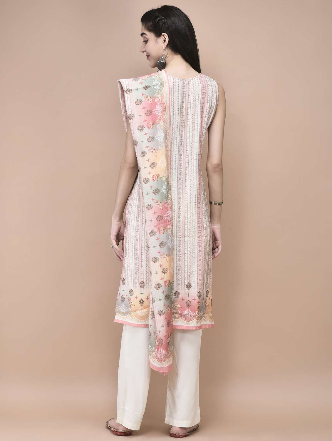 women printed sleeveless kurta palazzo with dupatta set - 21959528 -  Standard Image - 3