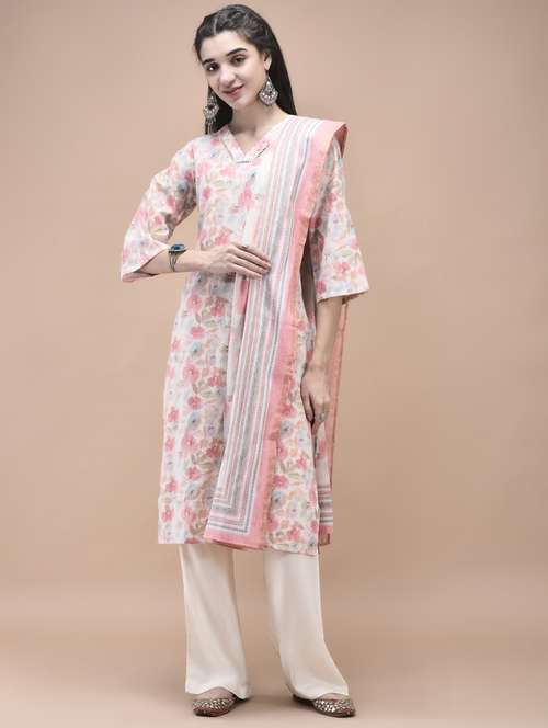 women three quarter sleeve kurta palazzo with dupatta set - 21959530 -  Standard Image - 0