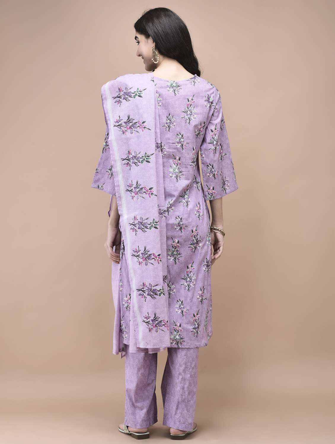 women three quarter sleeve kurta palazzo with dupatta set - 21959532 - Standard Image - 3