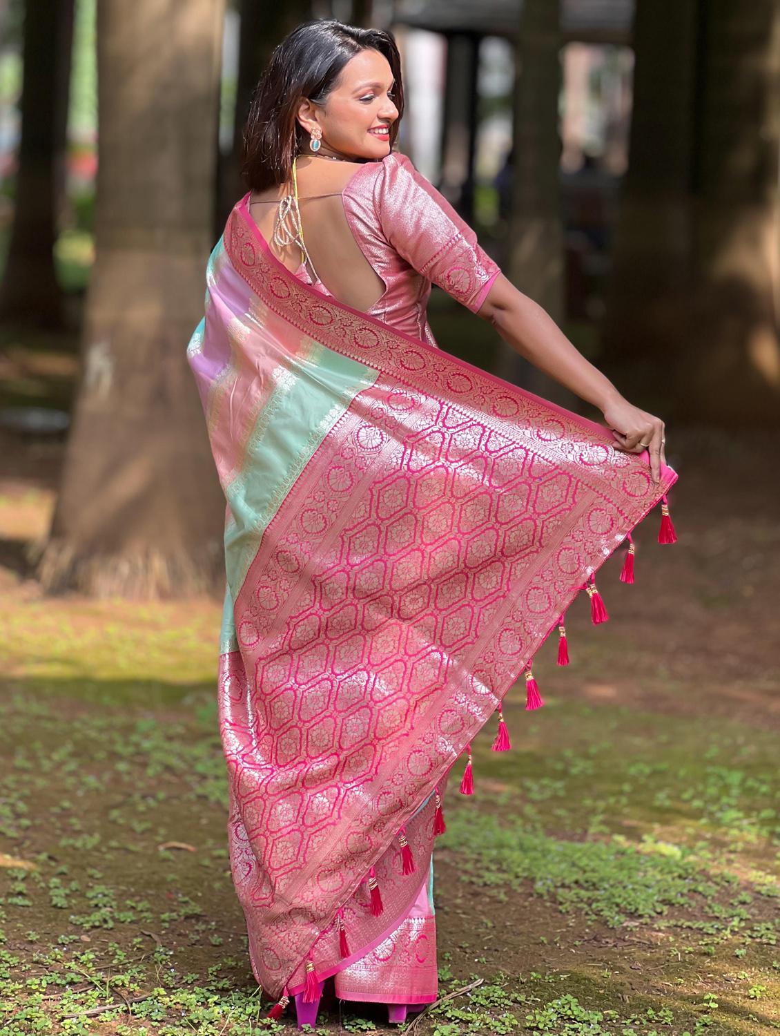 women self design banarasi saree with blouse - 21959570 - Standard Image - 3