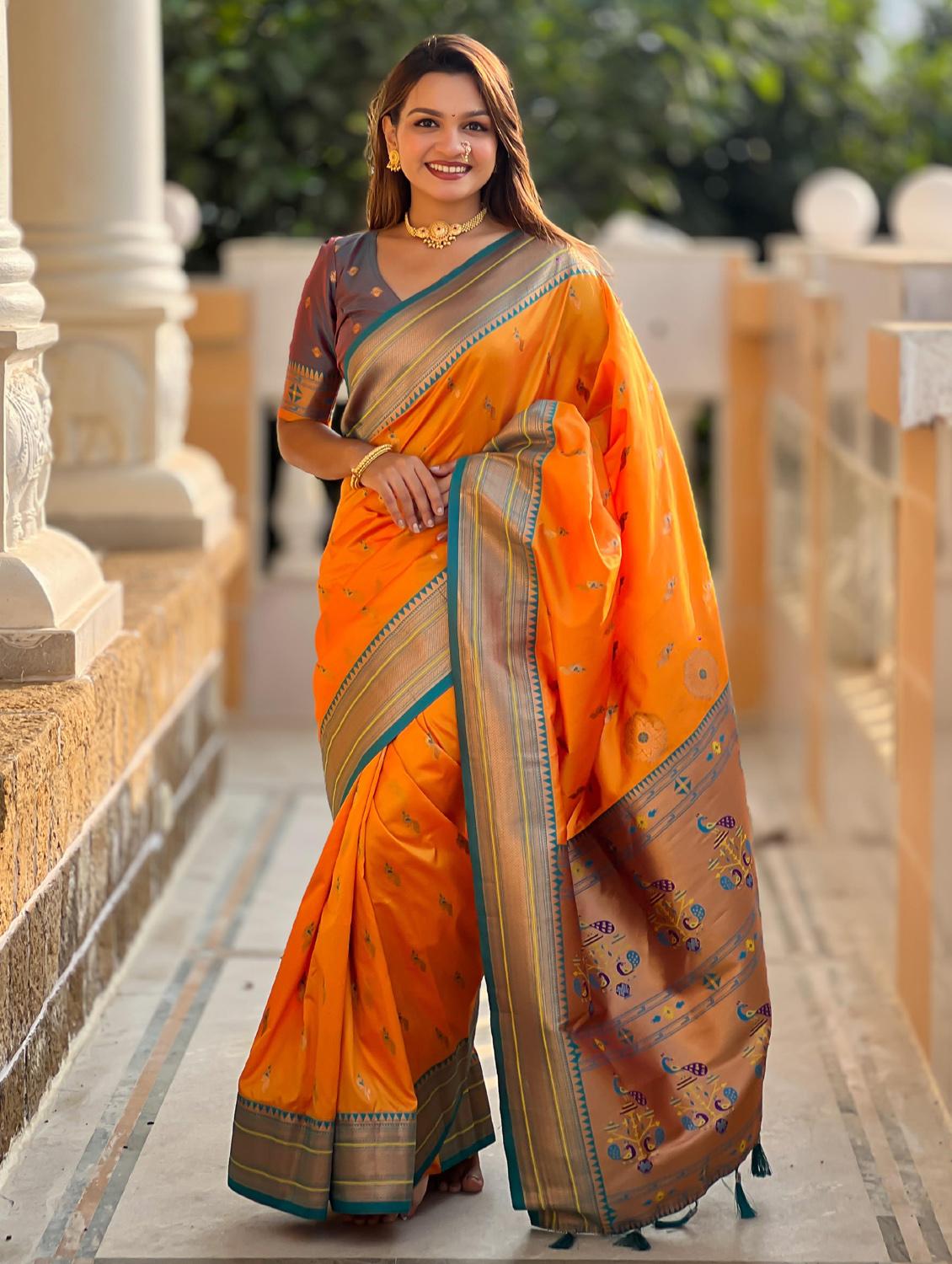 women self design paithani saree with blouse - 21959574 - Zoom Image - 0