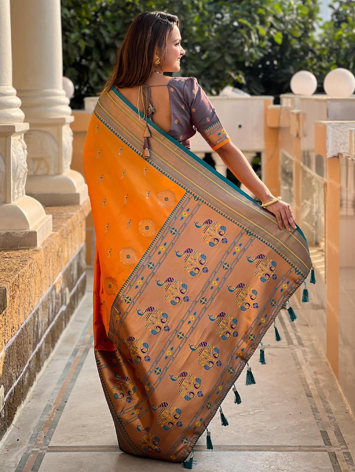 women self design paithani saree with blouse - 21959574 - Standard Image - 3