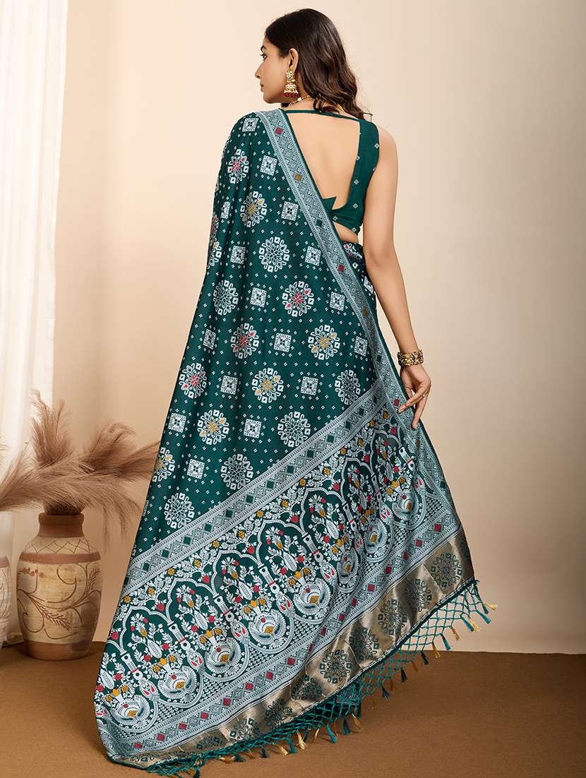 women self design banarasi saree with blouse - 21960246 - Standard Image - 3