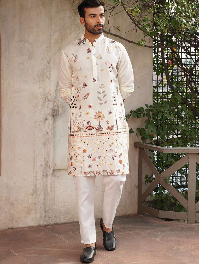 men off white embroidered kurta and pyjama set 
