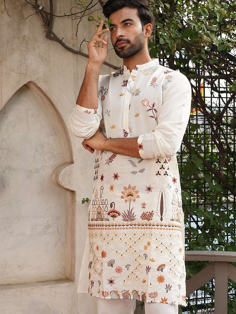 men off white embroidered kurta and pyjama set  - 21960385 -  Standard Image - 5