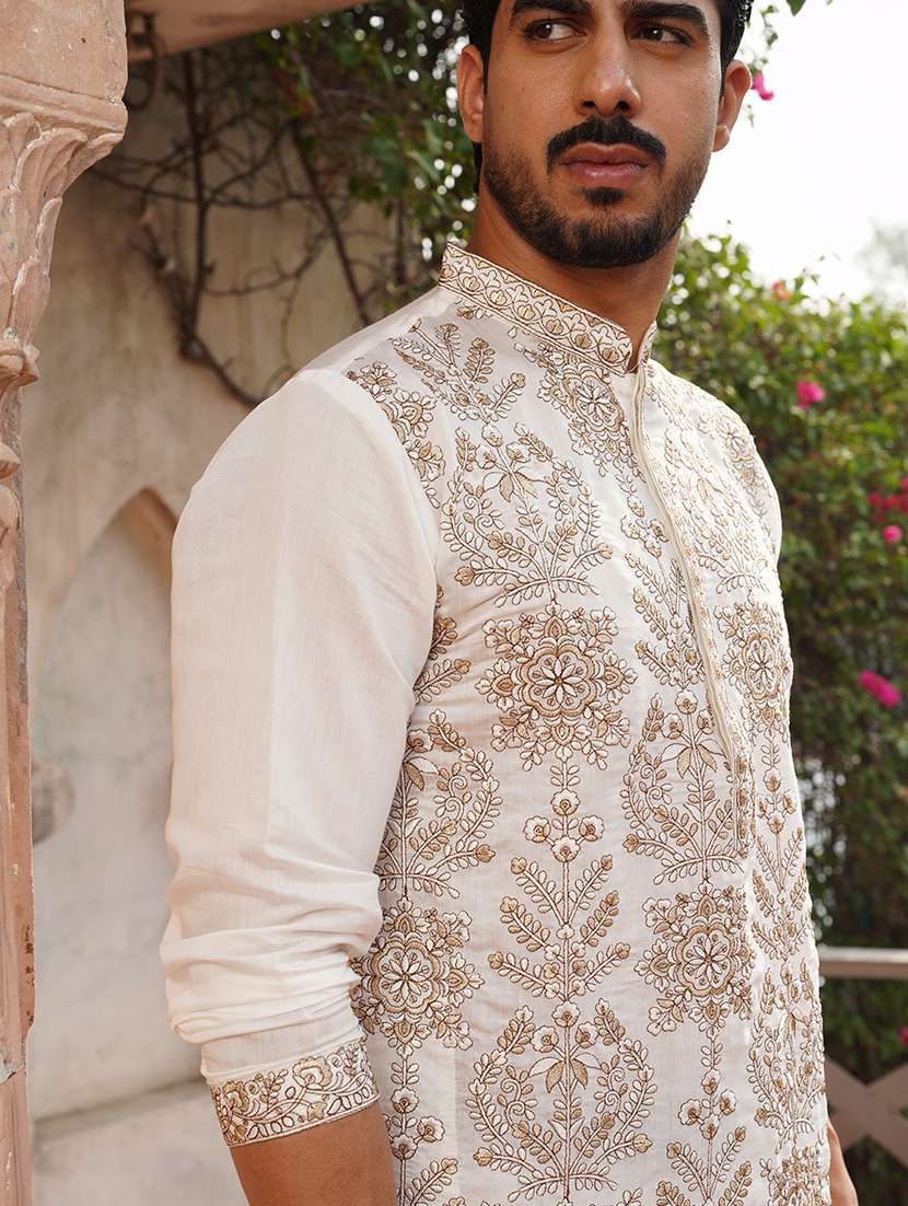 men white embroidered kurta and pyjama set  - 21960390 -  Standard Image - 5