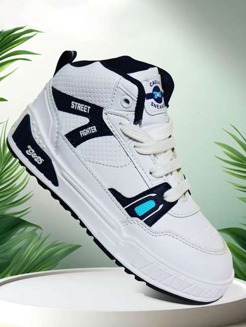 kids white lace up sneaker