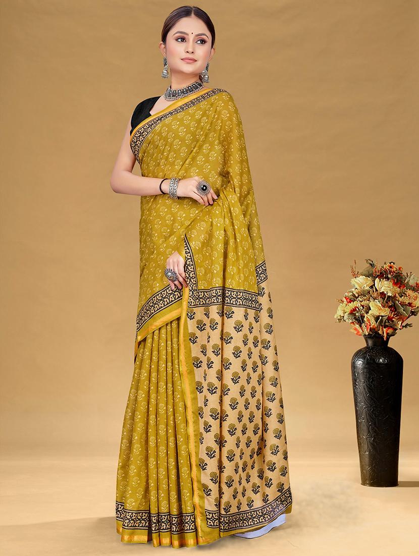 women printed casual wear saree with blouse - 21960484 - Zoom Image - 0