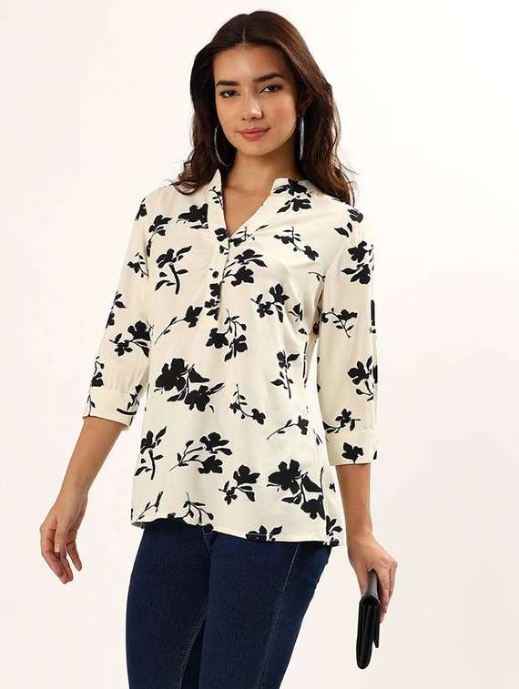 women off white printed three quater sleeve ethnic top