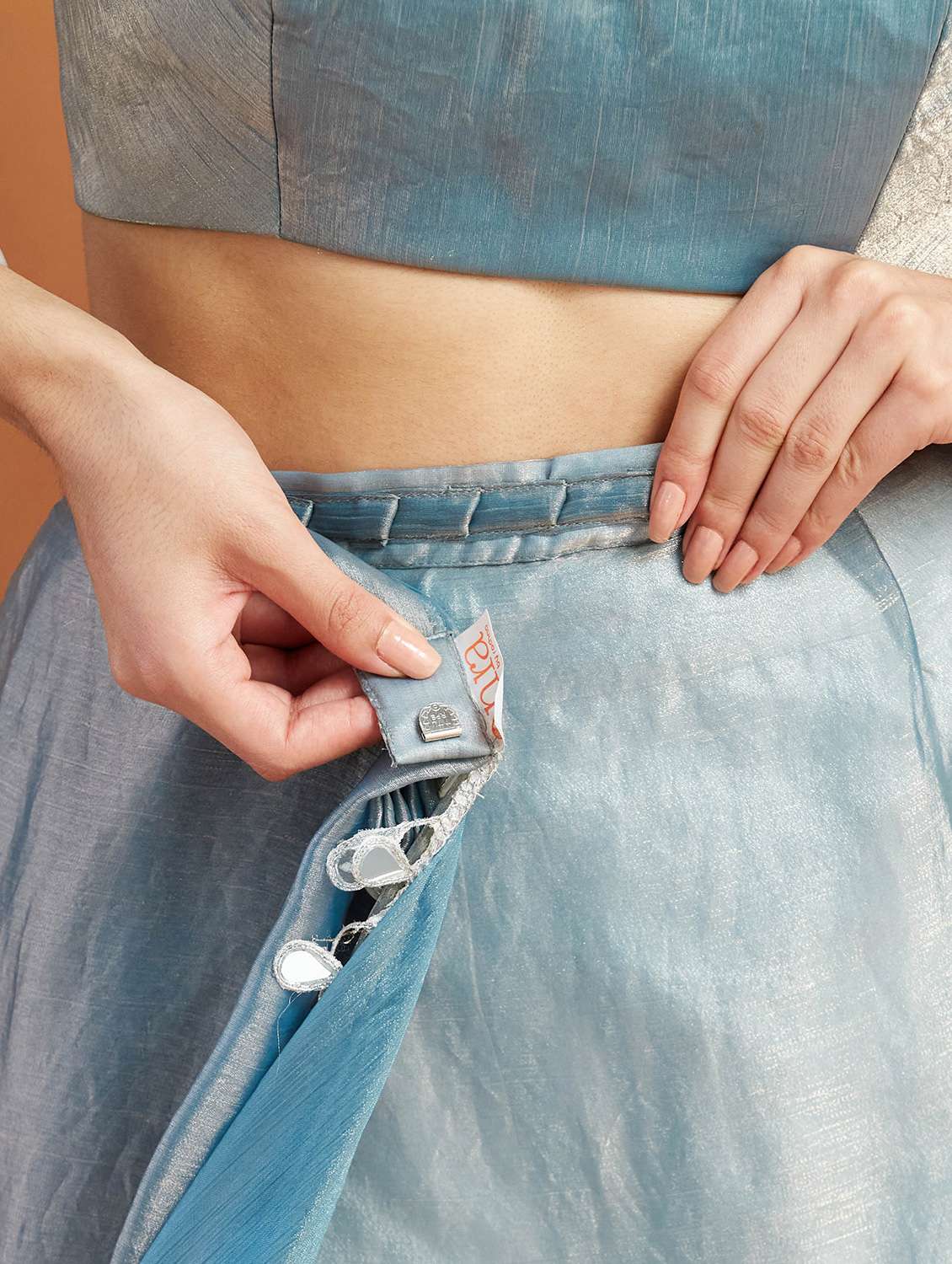 women solid with embellished bordered ready to wear saree with blouse - 21961288 -  Standard Image - 5