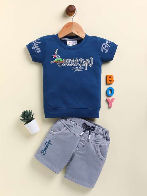 boys printed t-shirt and shorts set - 21961391 -  Standard Image - 0