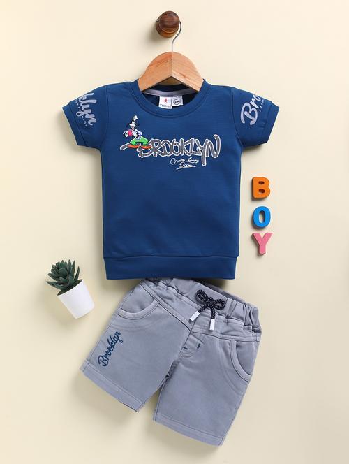 boys printed t-shirt and shorts set - 21961393 - Standard Image - 0