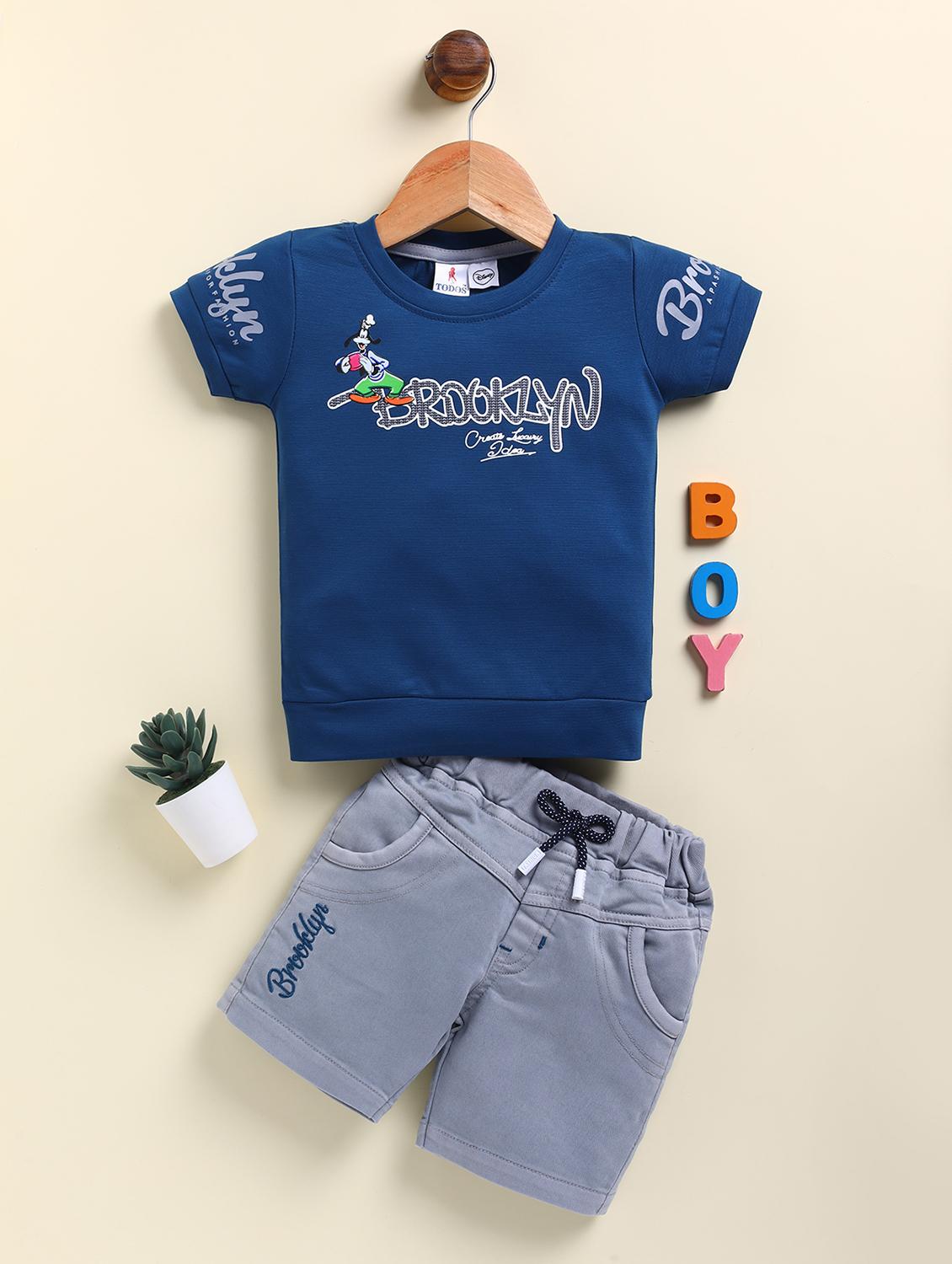boys printed t-shirt and shorts set - 21961393 - Zoom Image - 0