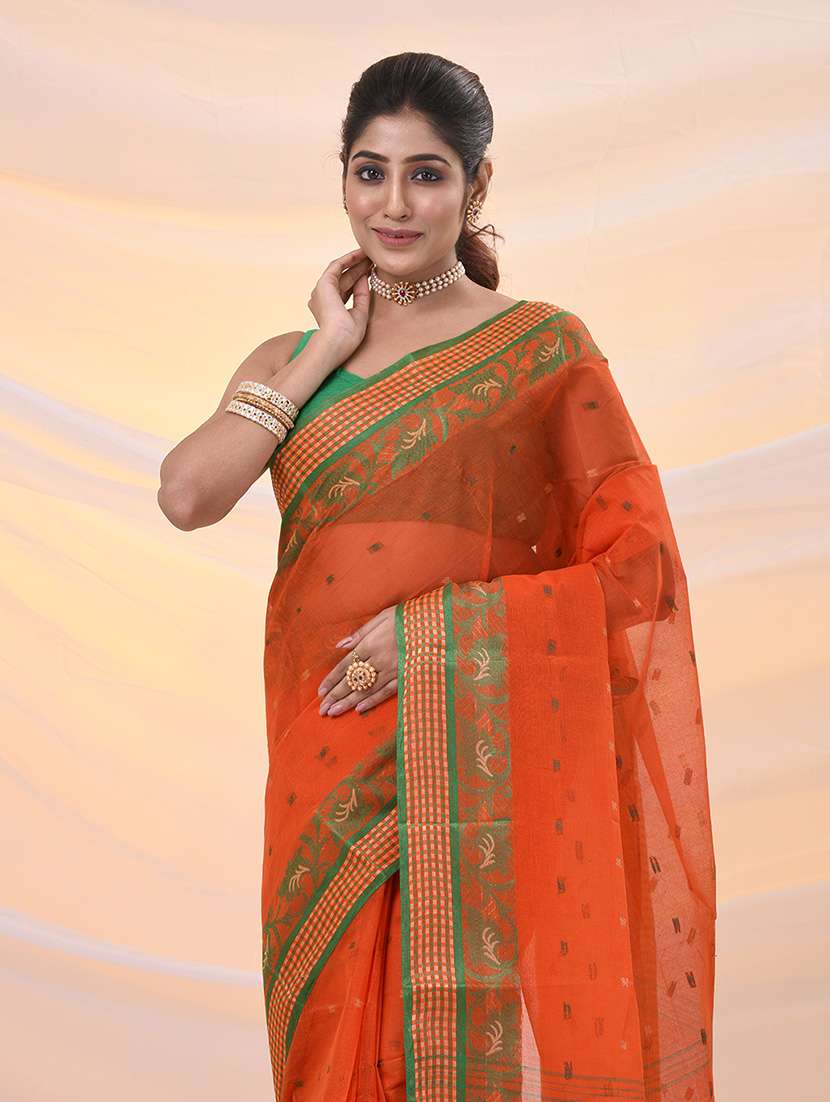 women self design tant saree - 21961431 - Standard Image - 3