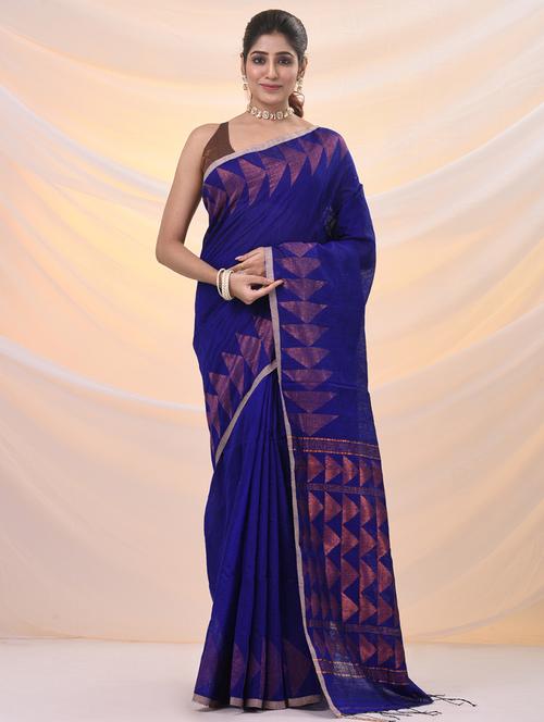 women self design handloom saree with blouse - 21961490 - Standard Image - 0