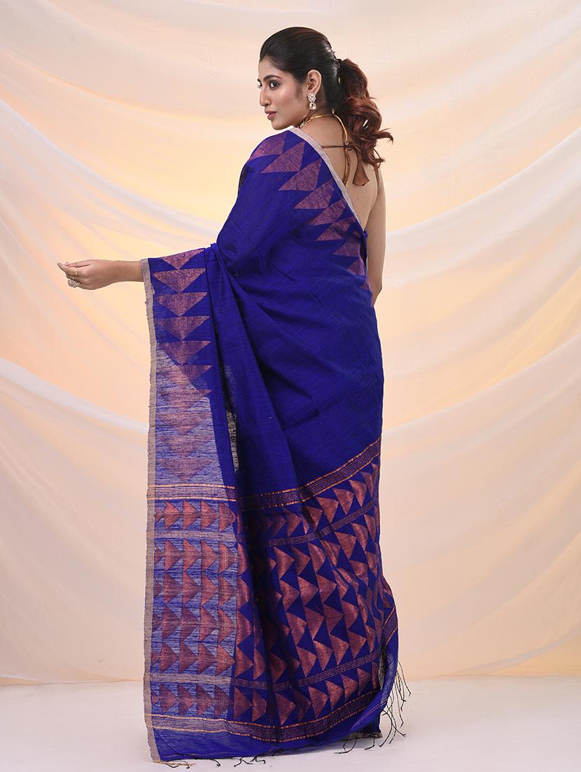women self design handloom saree with blouse - 21961490 - Standard Image - 3