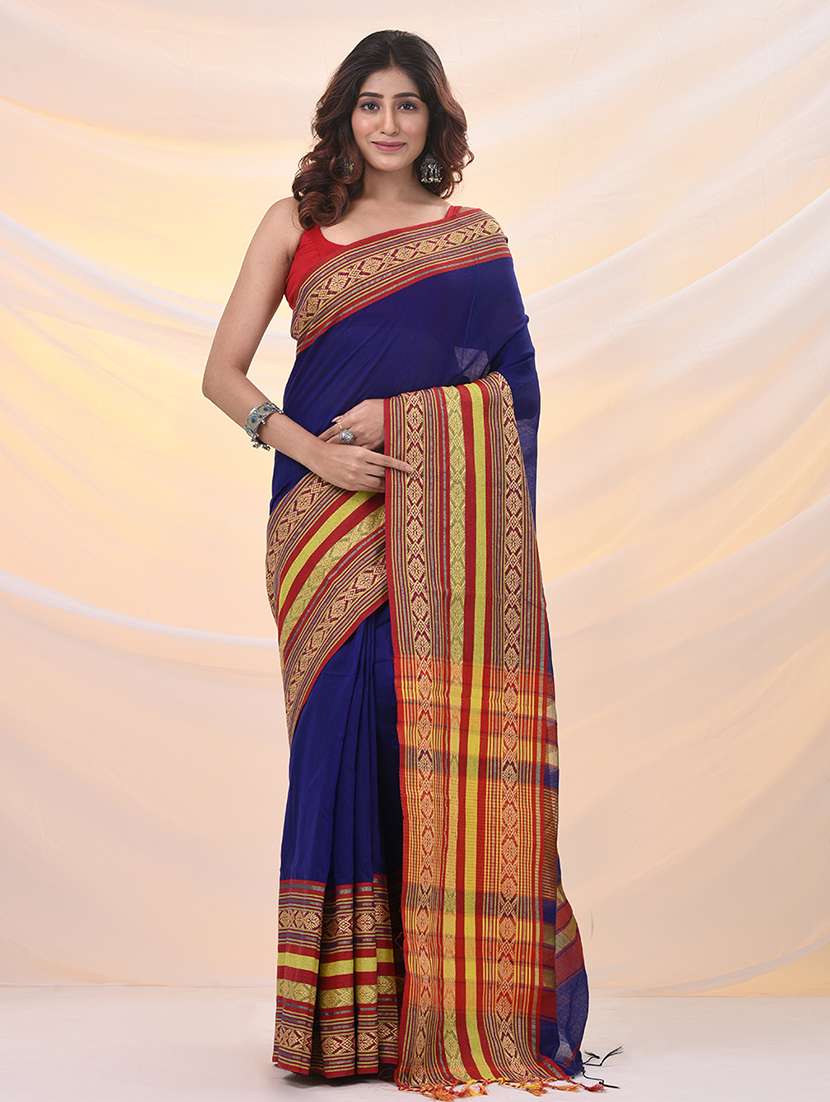 women solid with bordered saree with blouse