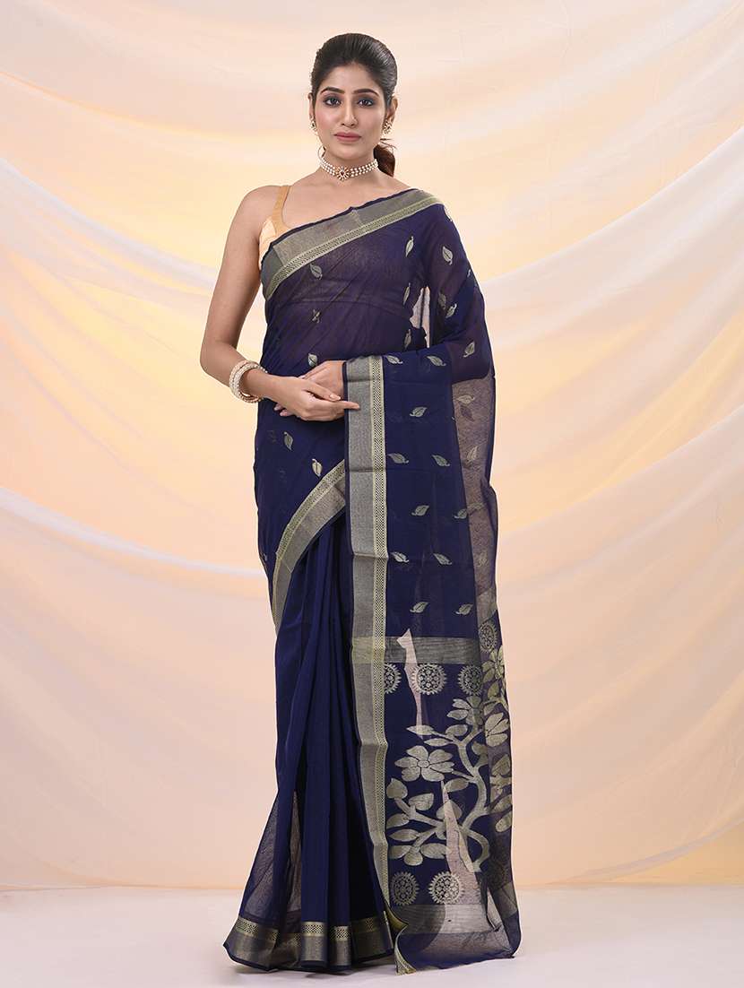 women self design jamdani saree