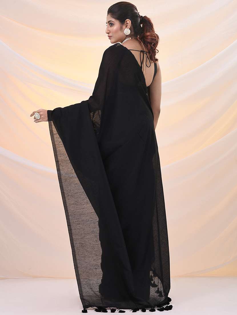 women solid plain saree with blouse - 21961529 - Standard Image - 3