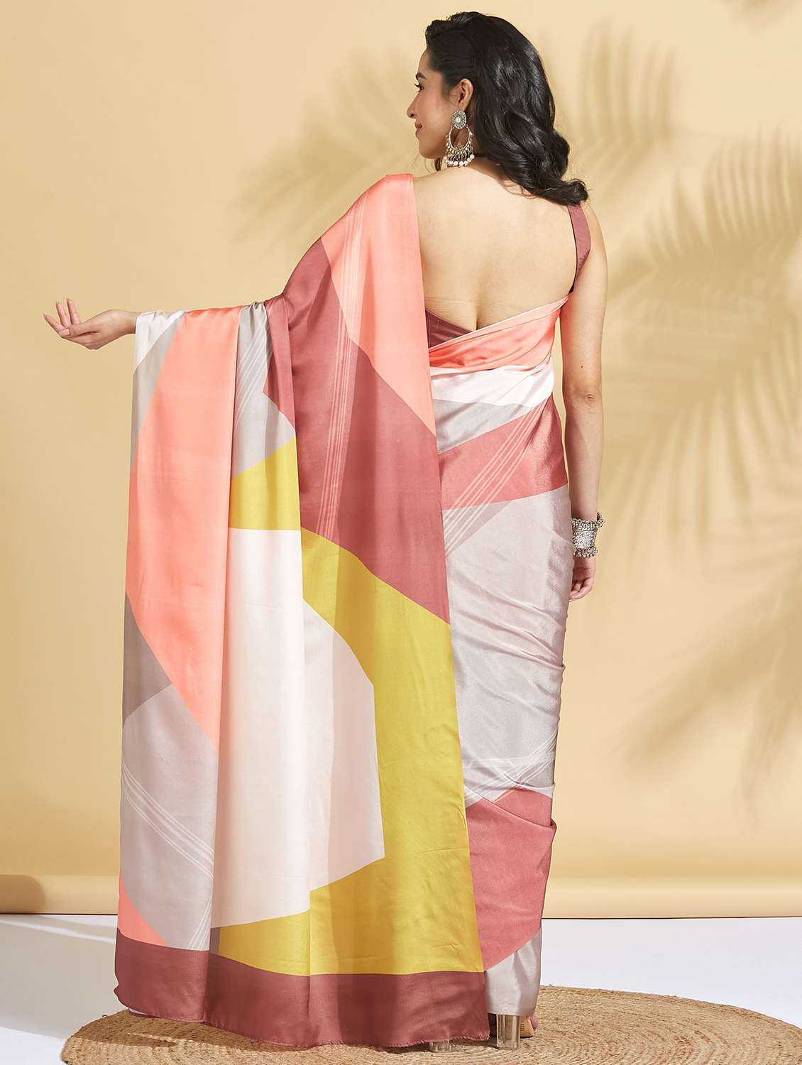 women color block ready to wear saree with blouse - 21961596 -  Standard Image - 3
