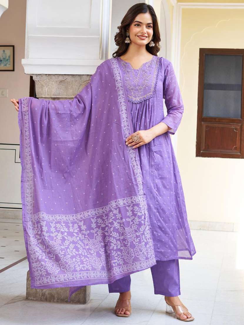 women three quarter sleeve kurta pant with dupatta set