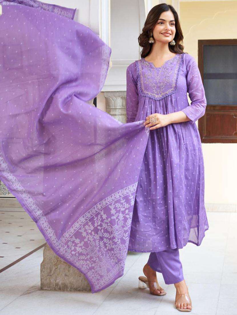 women three quarter sleeve kurta pant with dupatta set - 21961643 -  Standard Image - 5