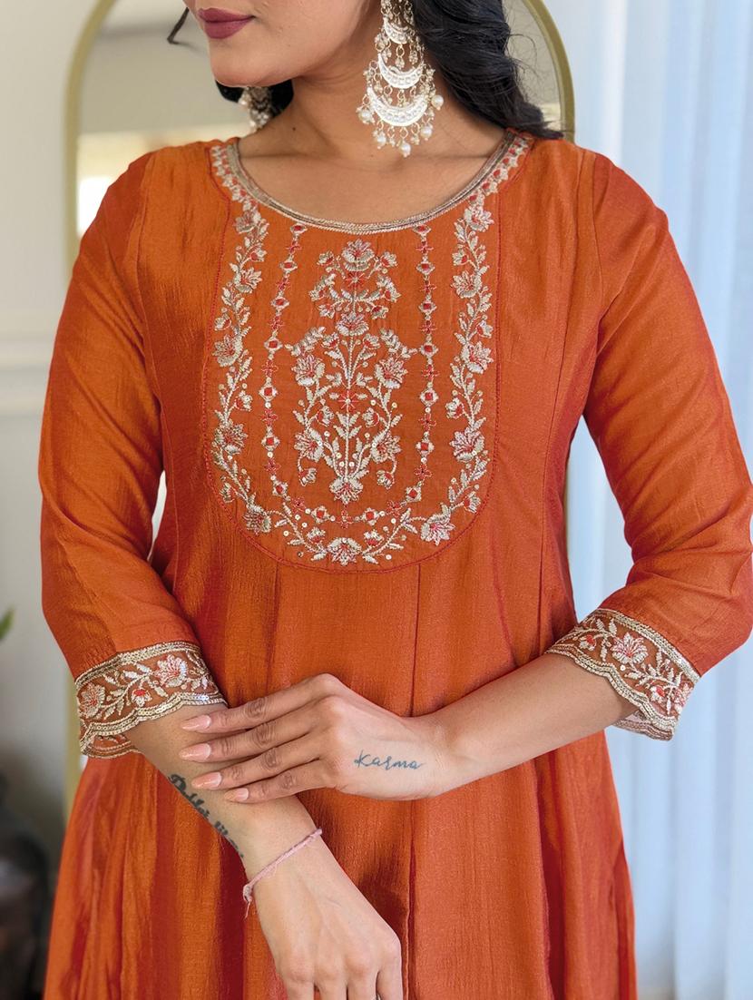 women three quarter sleeve kurta pant with dupatta set - 21961663 - Standard Image - 5