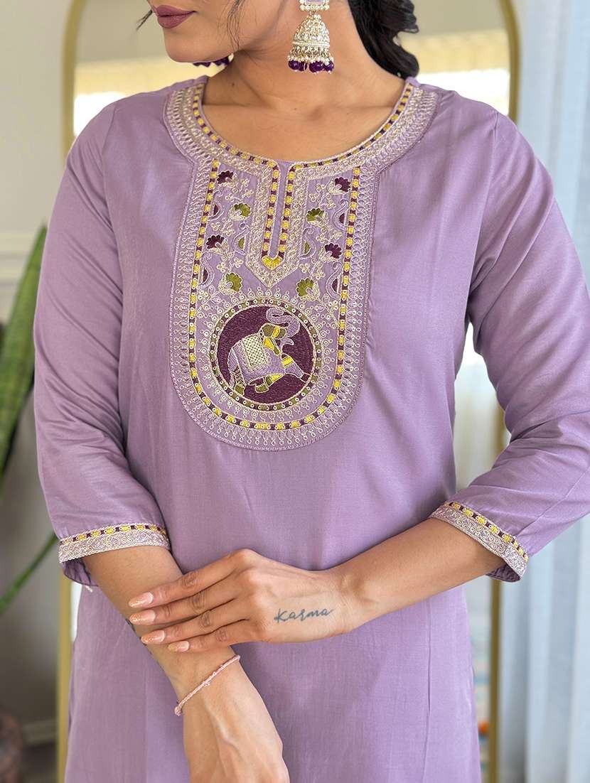 women three quarter sleeve kurta pant with dupatta set - 21961667 - Standard Image - 5