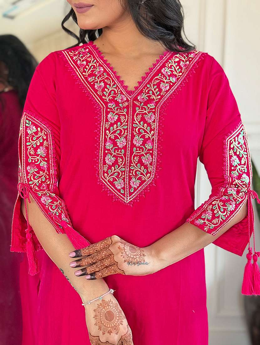 women three quarter sleeve kurta pant with dupatta set - 21961671 - Standard Image - 5