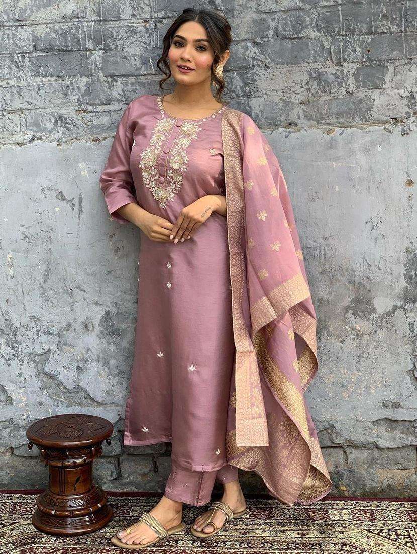 women three quarter sleeve kurta pant with dupatta set - 21961686 -  Standard Image - 3