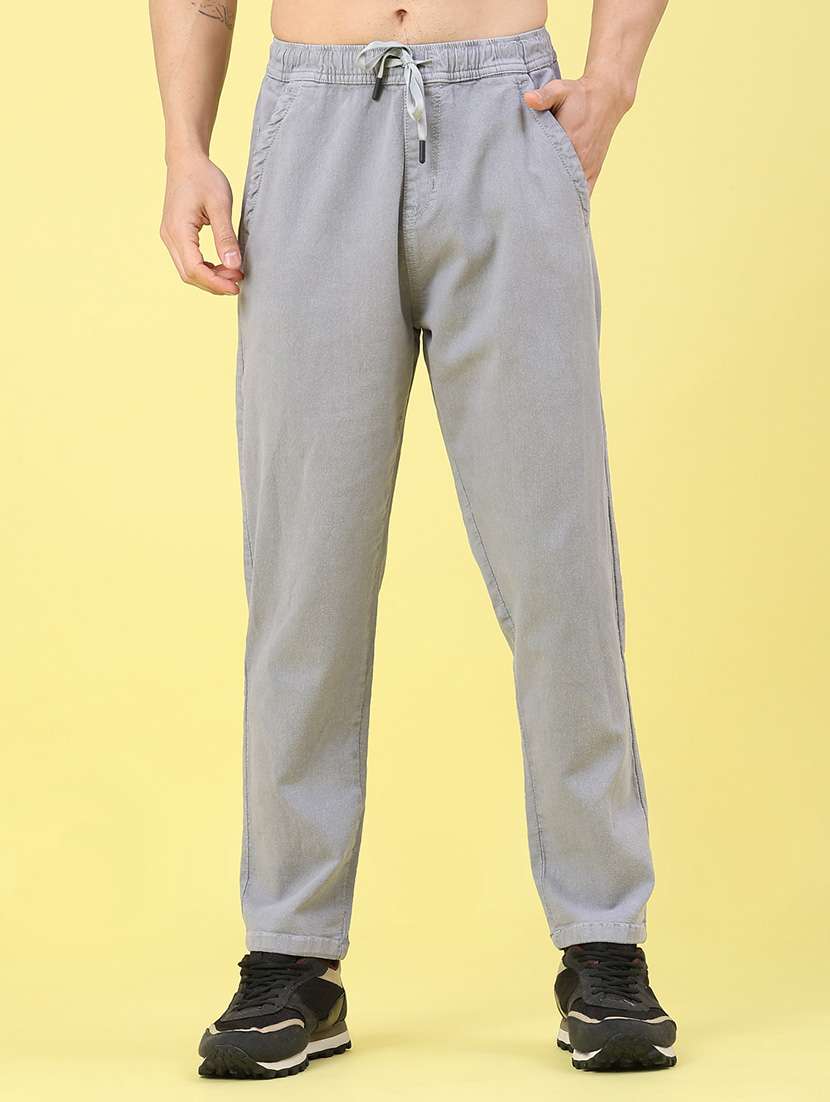 men solid mid rise chinos casual trouser