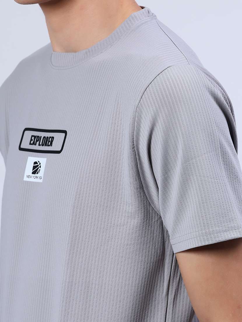 men chest print short sleeve regular fit t-shirt - 21961944 -  Standard Image - 3