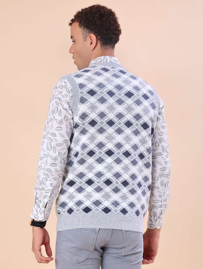 men self design sleeveless regular fit pullover - 21961963 -  Standard Image - 3