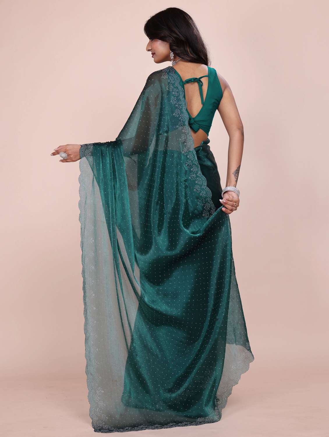 women solid with work embellished saree with blouse - 21962024 - Standard Image - 3