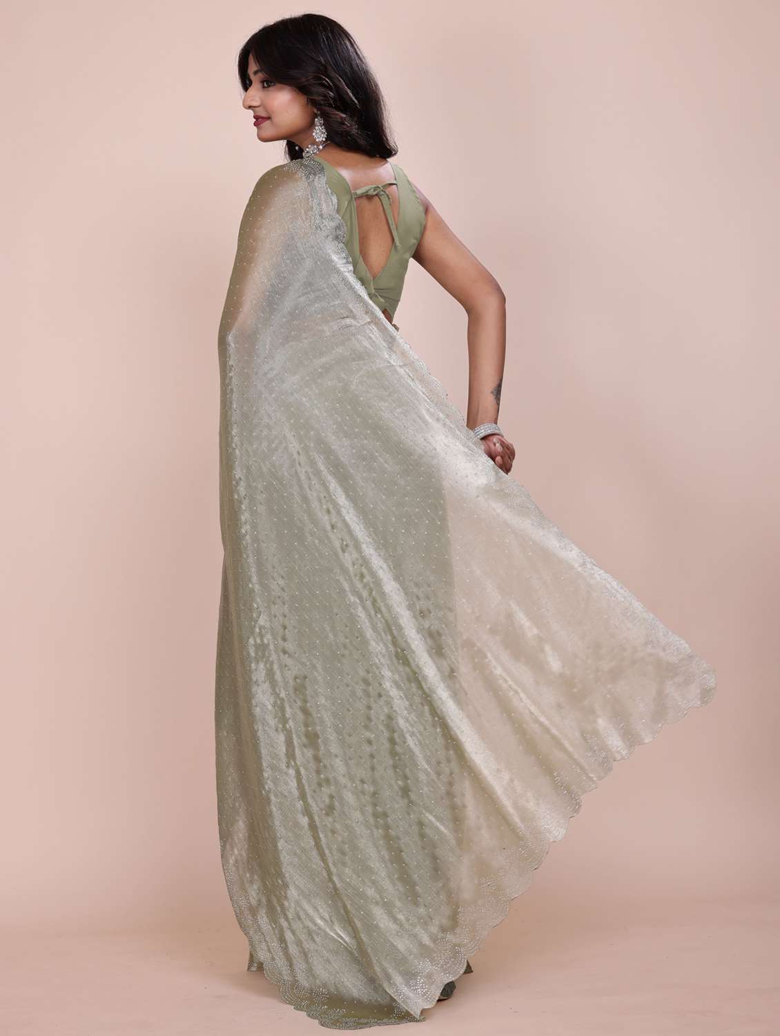 women solid with work embellished saree with blouse - 21962026 -  Standard Image - 3