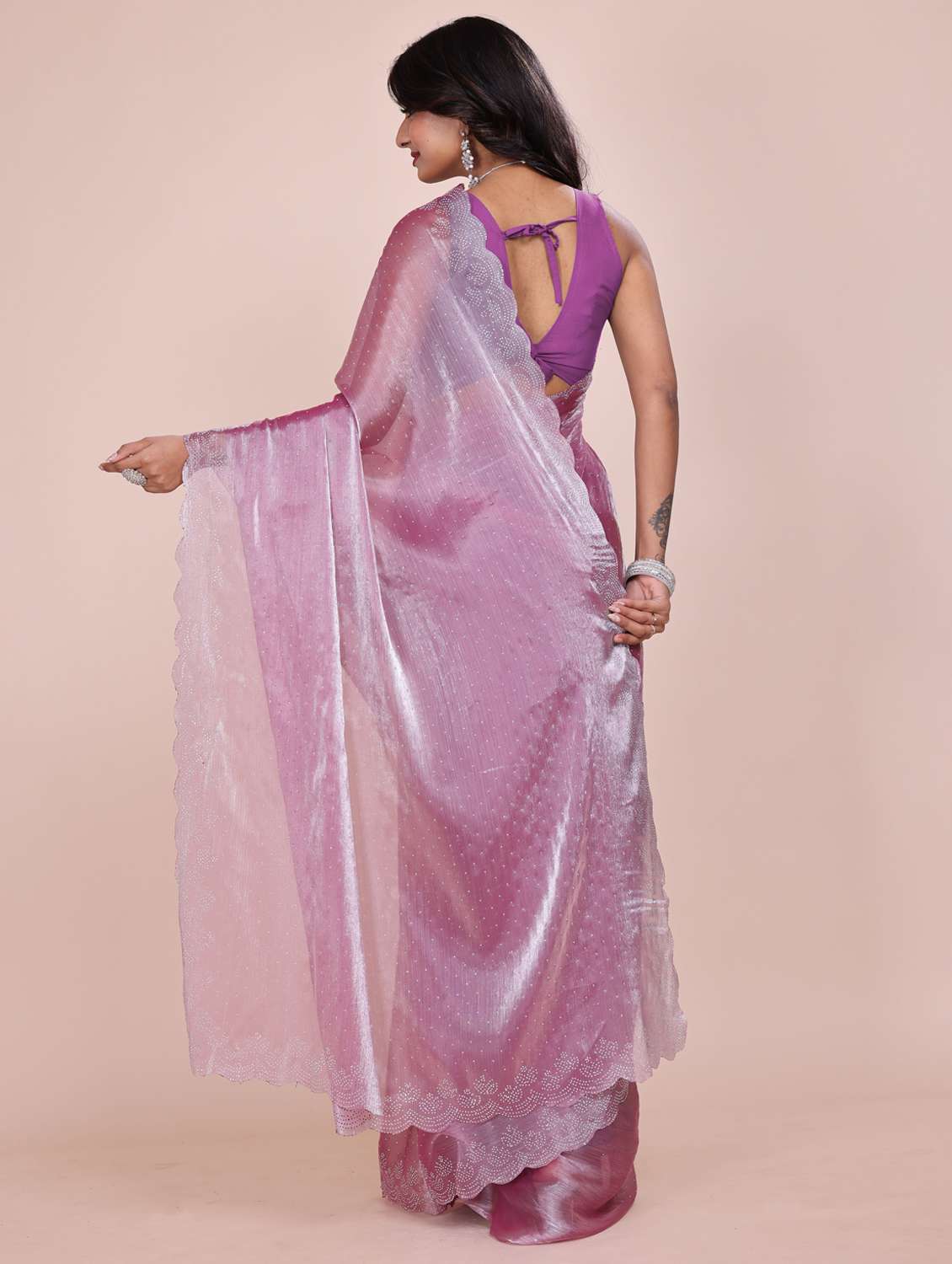 women solid with work embellished saree with blouse - 21962027 -  Standard Image - 3