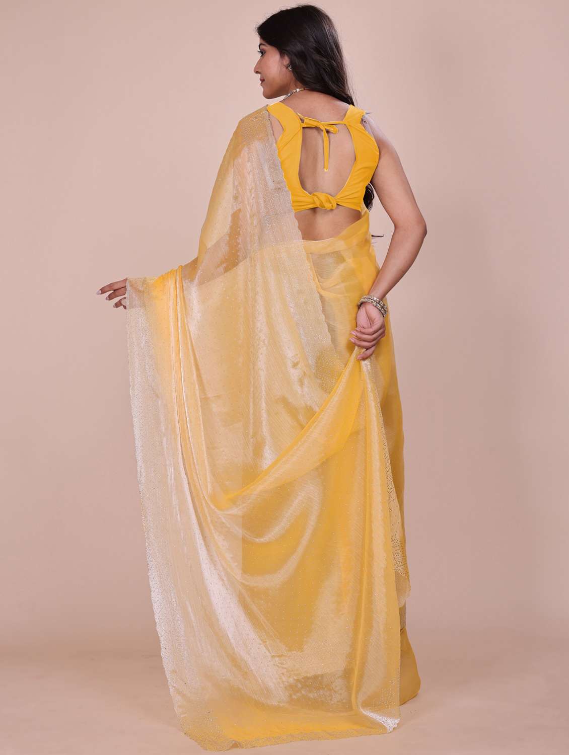 women solid with work embellished saree with blouse - 21962045 -  Standard Image - 3