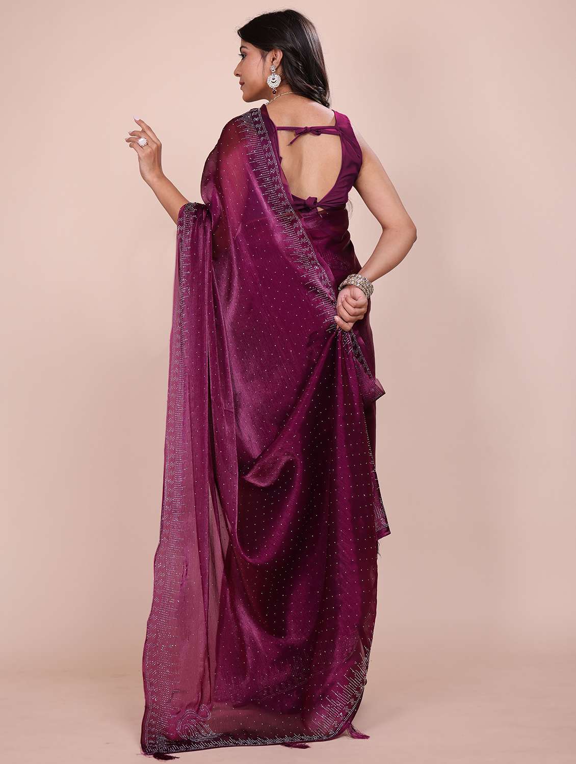 women solid with work embellished saree with blouse - 21962055 -  Standard Image - 3