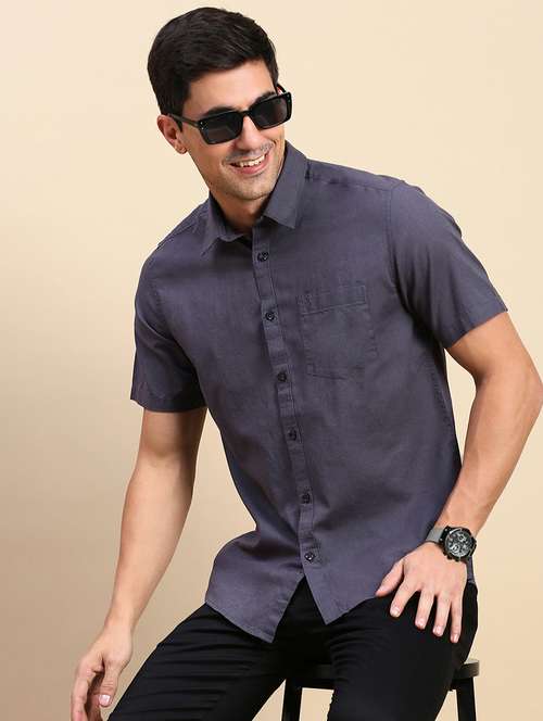 men solid short sleeve regular fit casual shirt - 21962104 -  Standard Image - 0