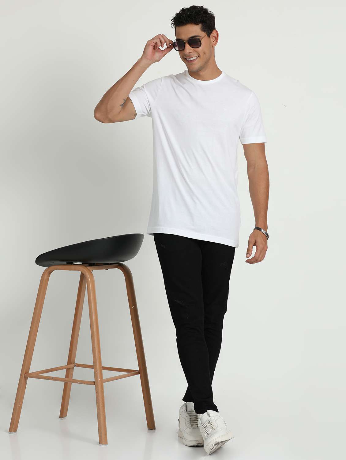 men solid short sleeve regular fit t-shirt - 21962122 -  Standard Image - 3