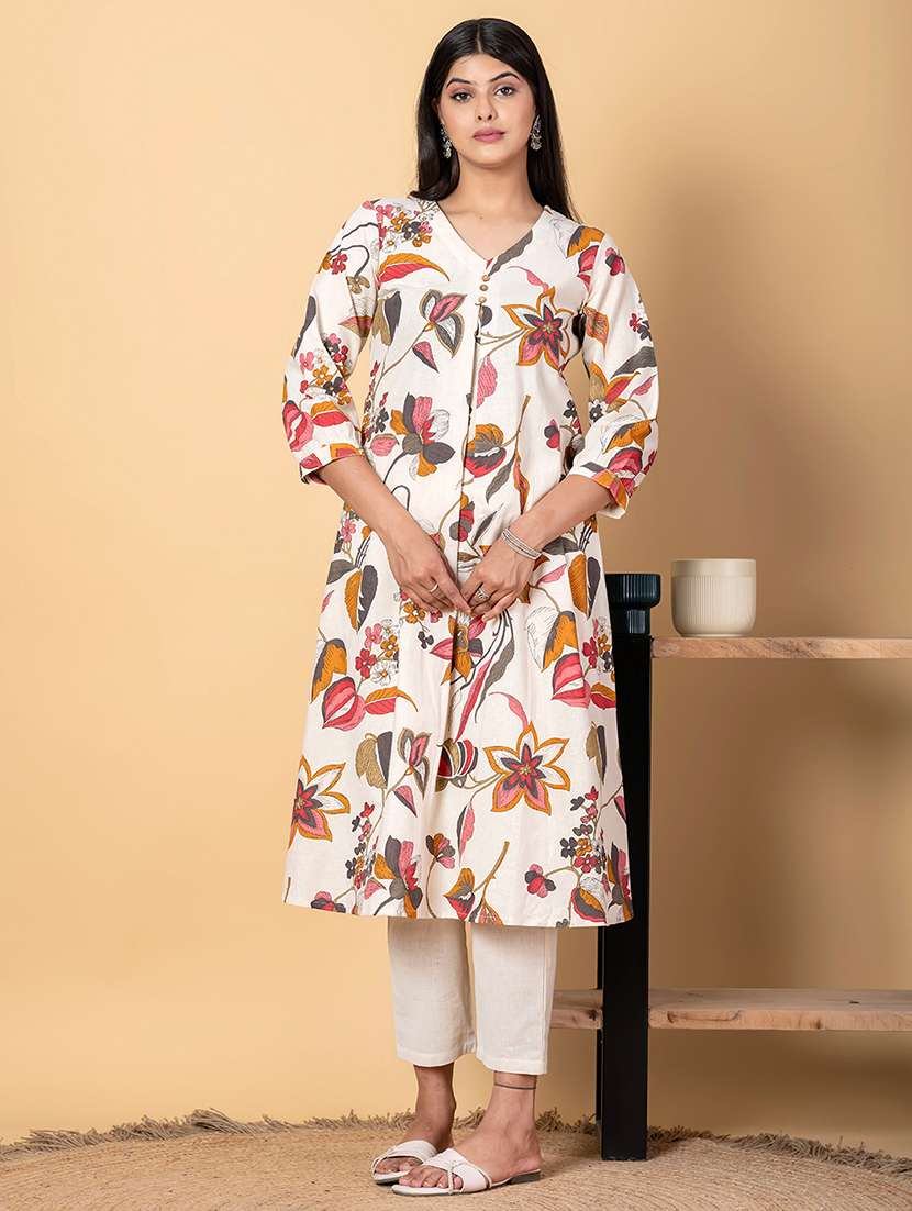 women three quarter sleeve kurta pant set