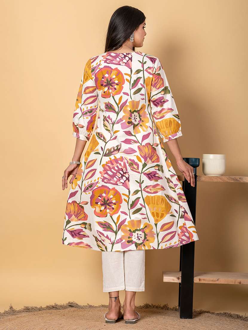 women three quarter sleeve kurta pant set - 21962189 -  Standard Image - 3