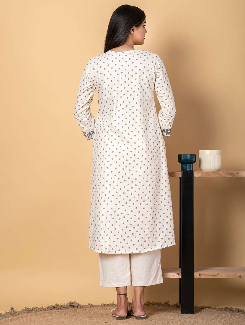 women three quarter sleeve kurta pant set - 21962197 -  Standard Image - 3