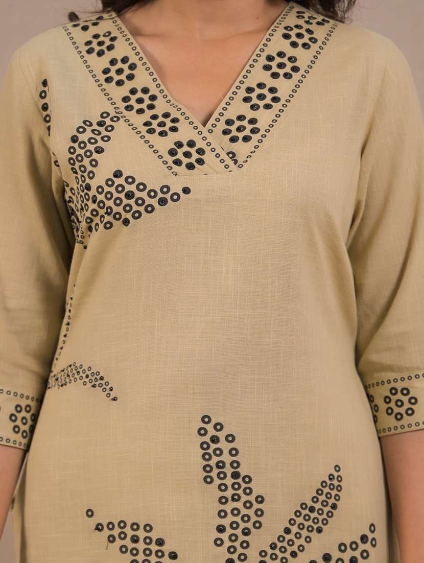 women three quarter sleeve kurta pant with dupatta set - 21962199 -  Standard Image - 5