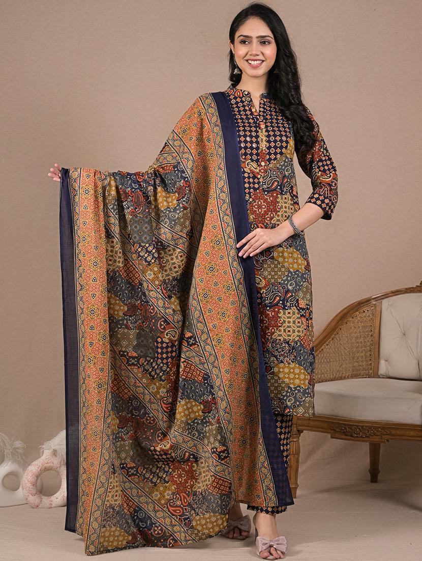 women three quarter sleeve kurta pant with dupatta set - 21962229 -  Zoom Image - 0