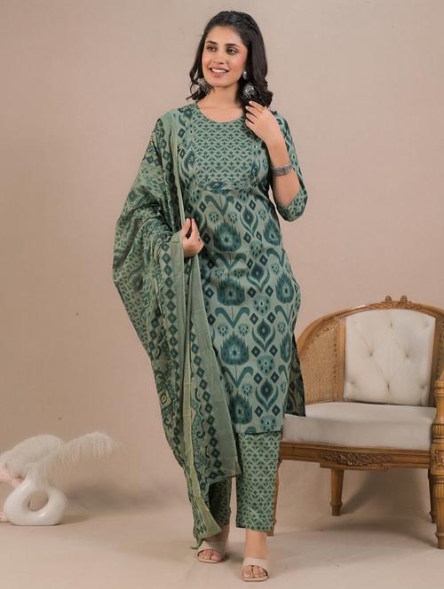 women three quarter sleeve kurta pant with dupatta set - 21962230 - Standard Image - 0
